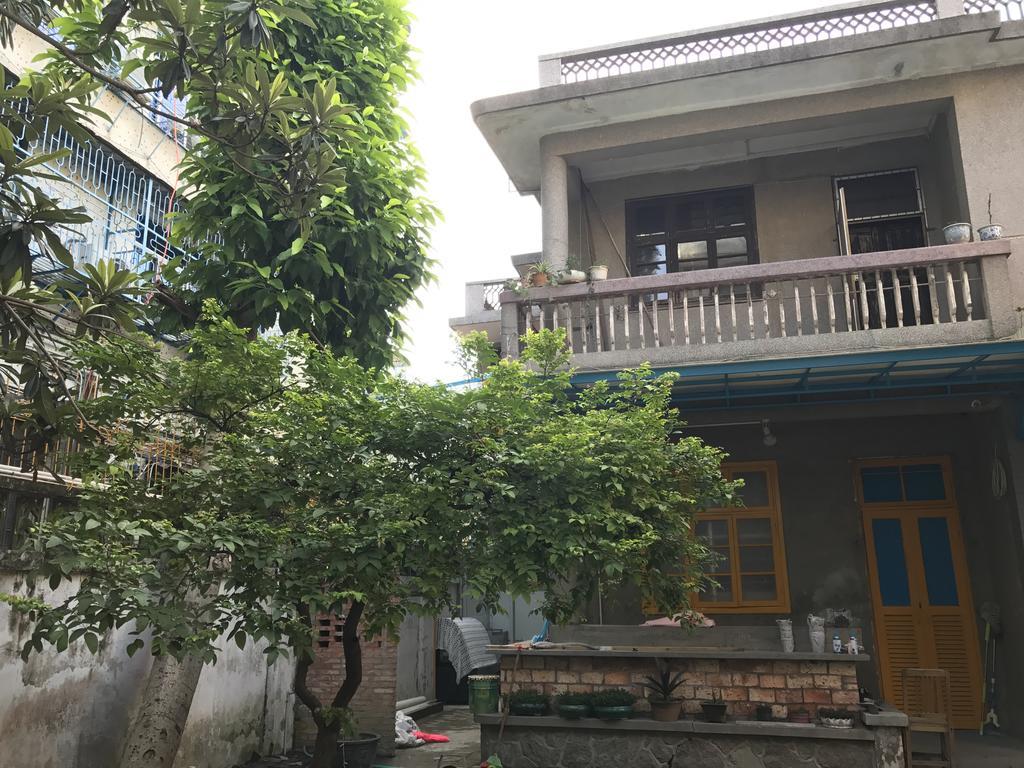 No. 6 Cuobian Hostel Shantou Exterior photo